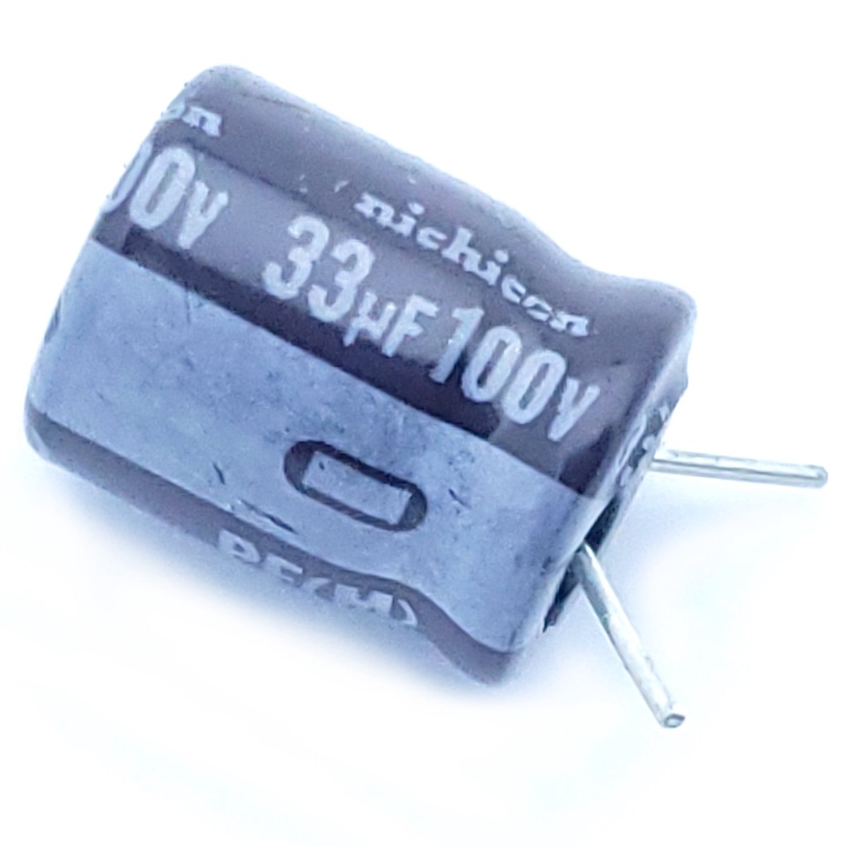 33uF 100 Volt Electrolytic Capacitor