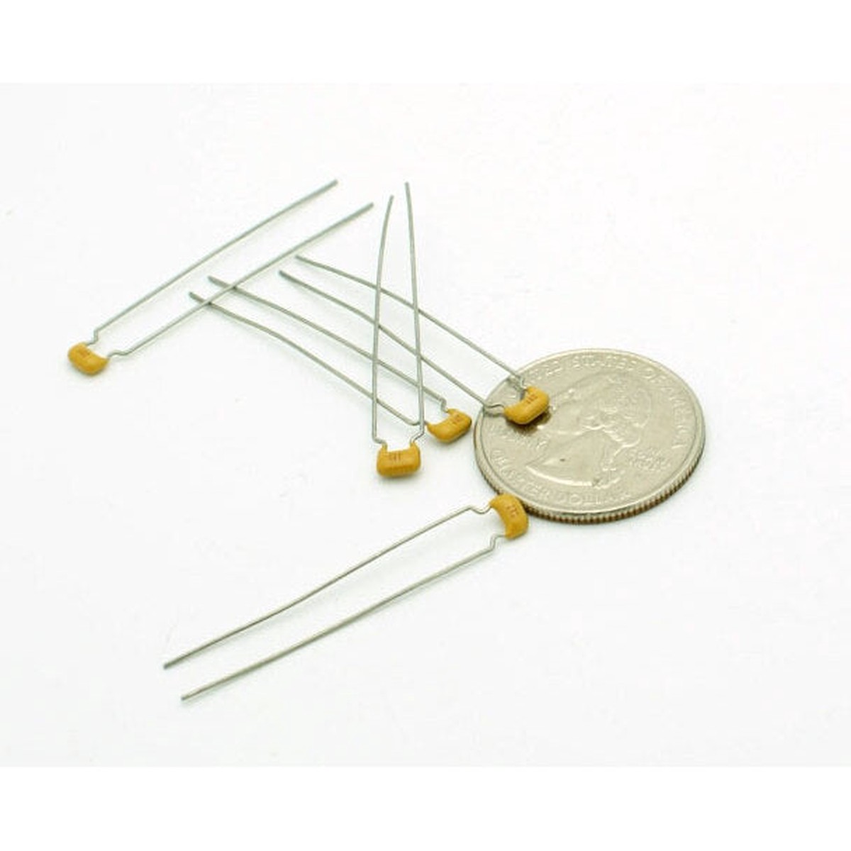 ceramic capacitor 15 pF 5% 50 volts NP0