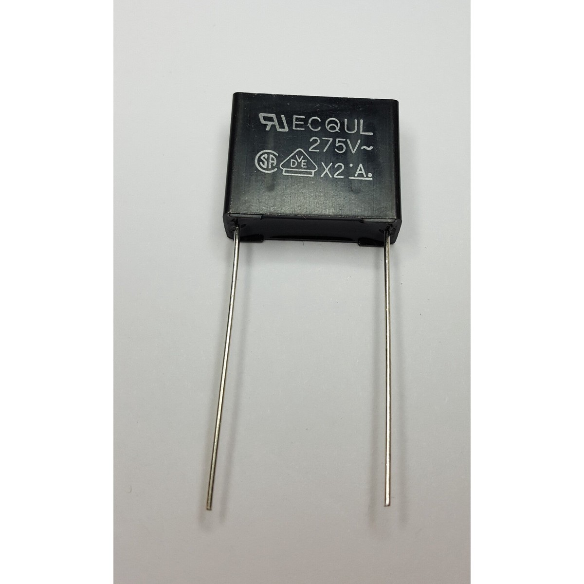 film capacitor 0.15 uF 10% 275 volts