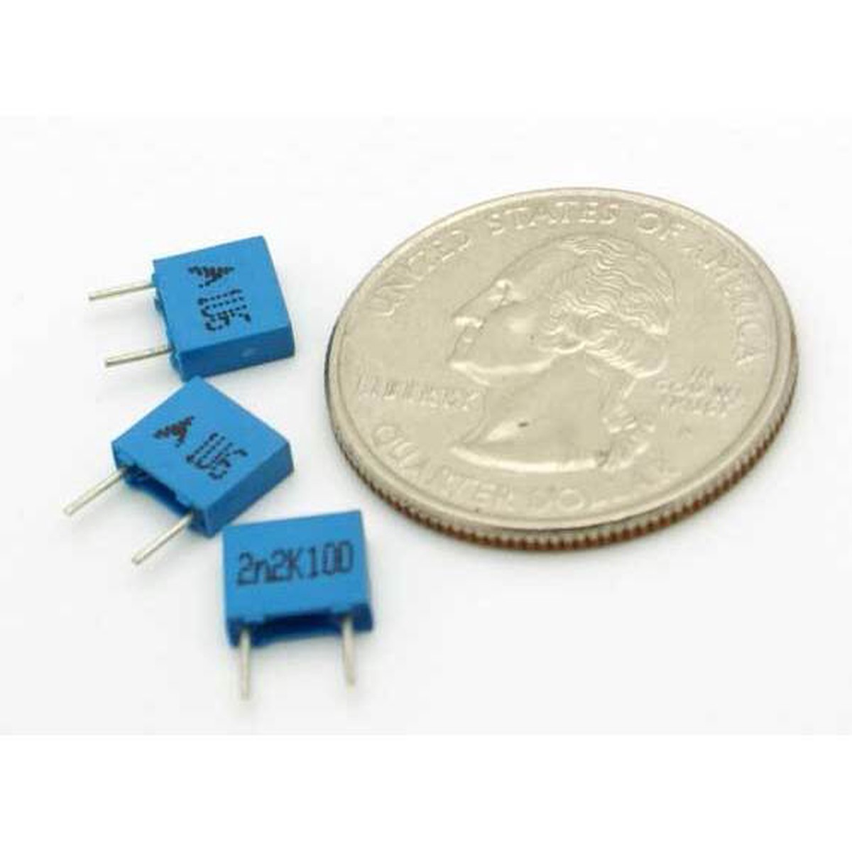 film capacitor 2200 pF 10% 100 volts