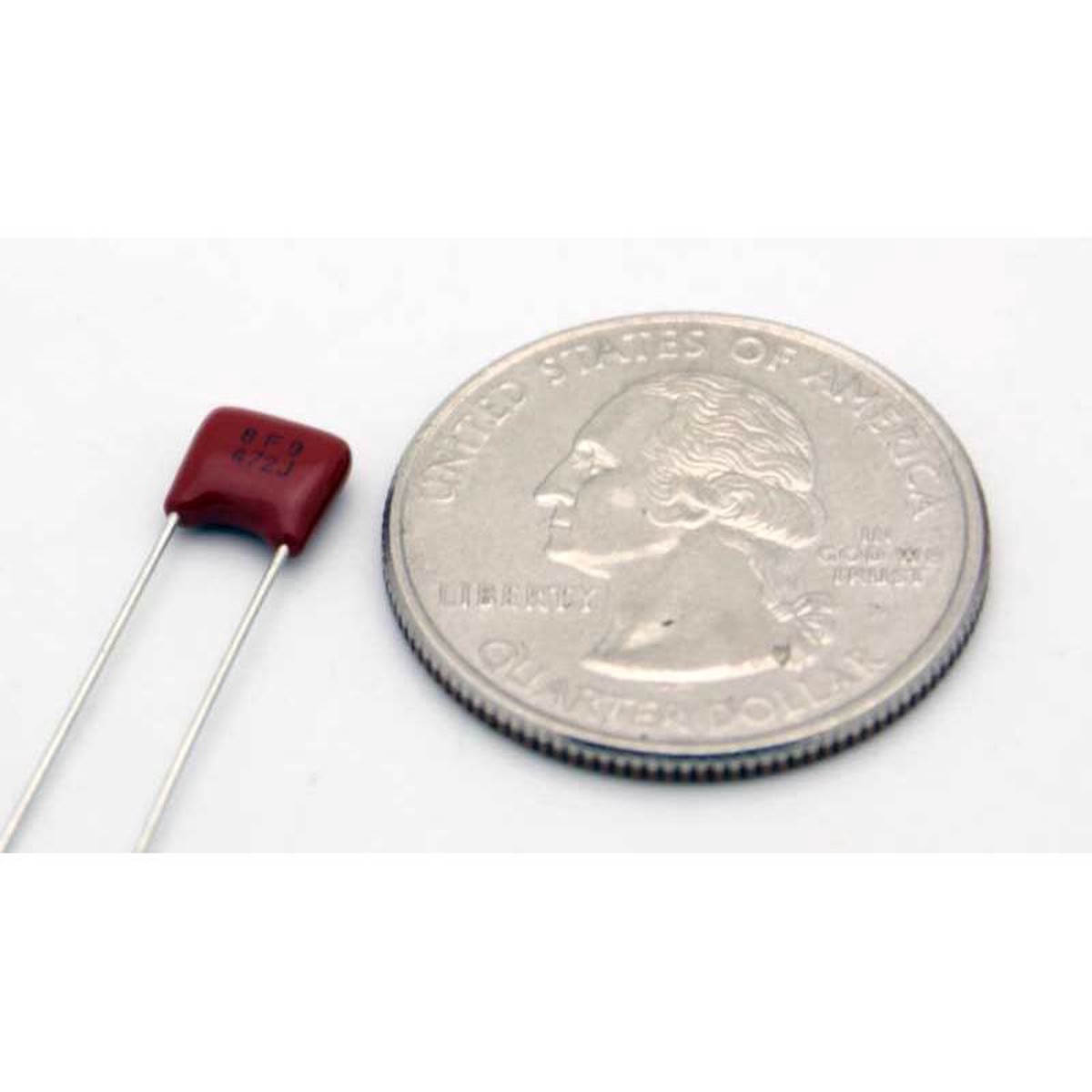 film capacitor 4700 pF 5% 50 volts polyester