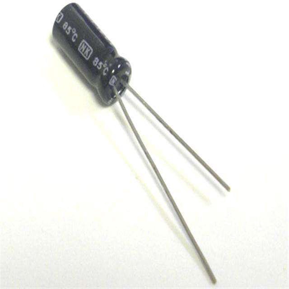 1UF 100VRNP